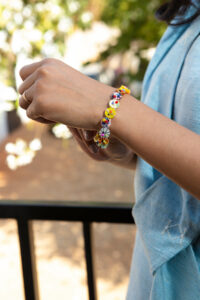 BRACELET